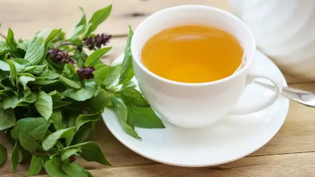 ilustrasi teh kemangi/SiNeeKan/Shutterstock