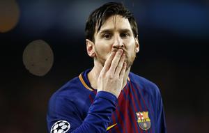 Penyerang Barcelona berselebrasi setelah mencetak gol ke gawang Chelsea pada pertandingan Liga Champions stadion Camp Nou di Barcelona, Spanyol pada 14 Maret 2018. Barcelona pada Kamis 5 Agustus 2021 bahwa Lionel Messi tidak akan bertahan dengan klub. (AP Photo/Manu Fernandez)