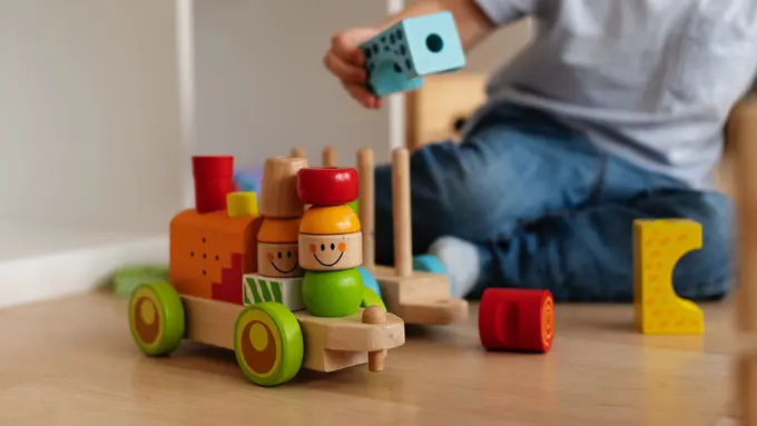 Rekomendasi Mainan Edukatif untuk Mendukung Tumbuh Kembang Si Kecil [Dok/freepik.com]