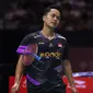 Tunggal putra Indonesia Anthony Sinisuka Ginting kalah dari wakil Denmark Viktor Axelsen 9-21 dan 19-21 pada laga semifinal Hong Kong Open 2024 di Hong Kong Coliseum, Sabtu, 14 September. (foto: PP PBSI)