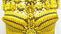 Busana bertema krayon Crayola rancangan Nanette Lepore 'Unmellow Yellow' (Sumber:Juxtaposed)