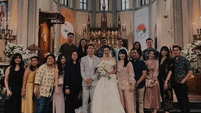 Jonatan Christie dan Shania JKT48 Sah Menjadi Suami Istri [Instagram/@kinalputridevi]