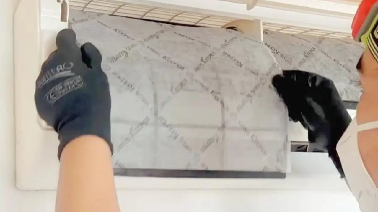 AC