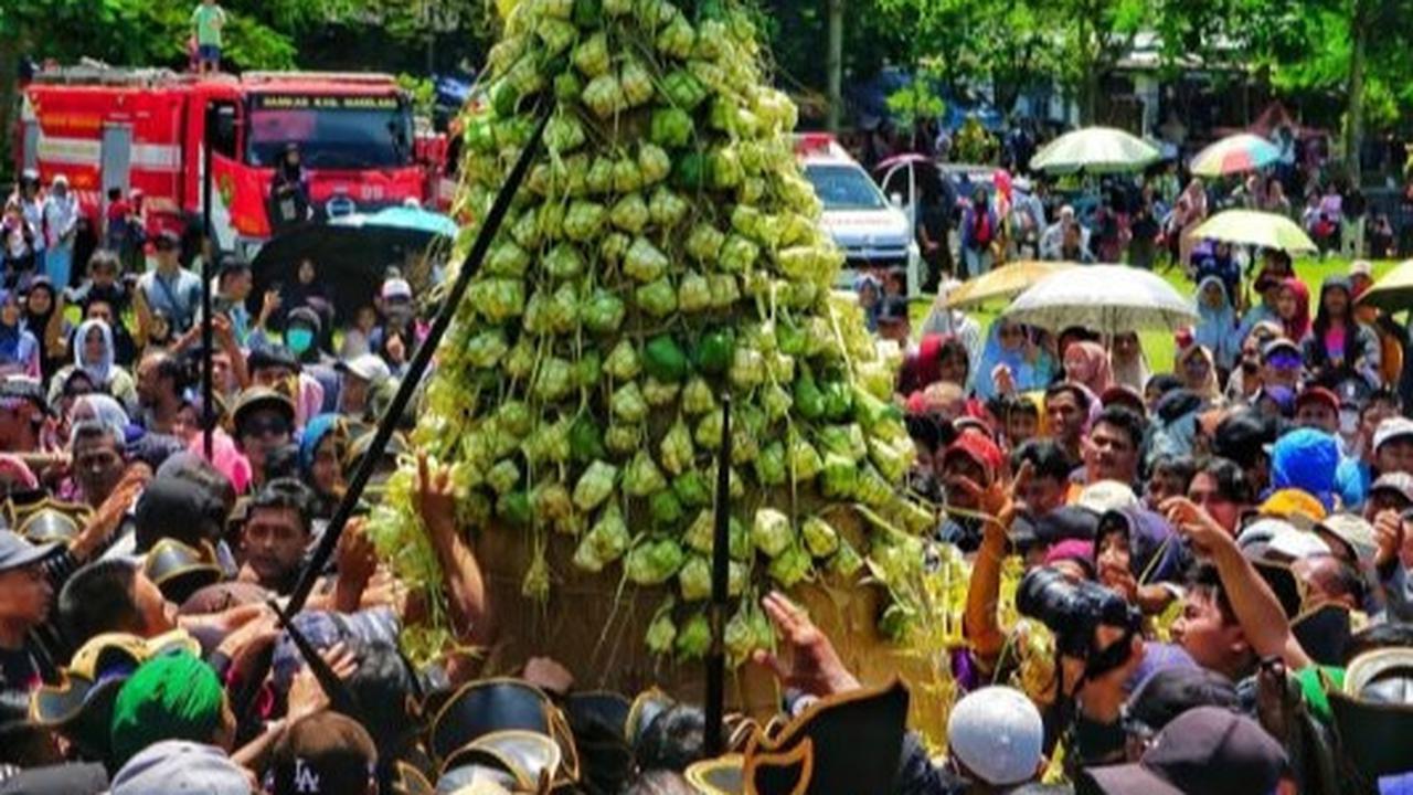 Gerebeg Ketupat Magelang: Momentum Kebangkitan Ekonomi Masyarakat