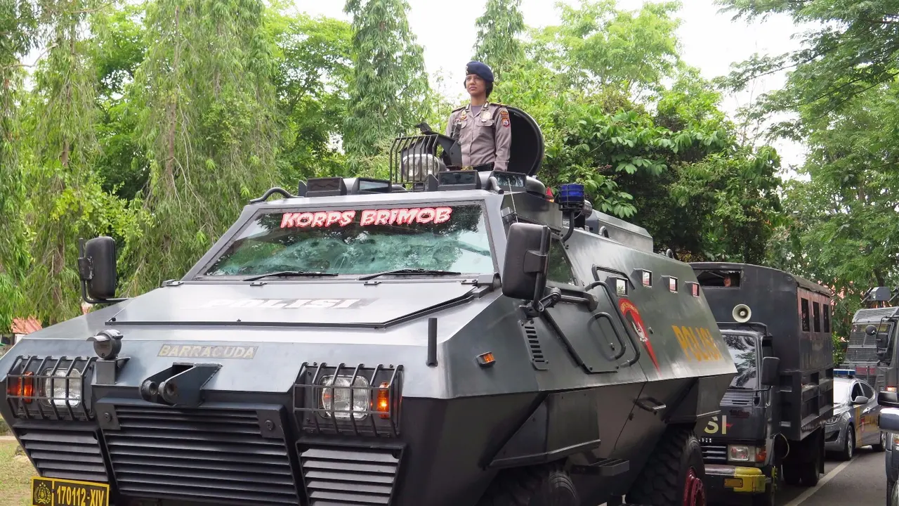 Brimob Sulselbar Unjuk Kekuatan Jelang Pilkada Pangkep