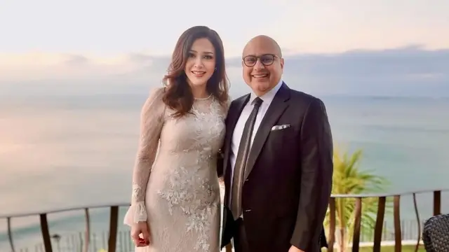 Pilihan Model Dress Brokat Putih Maia Estianty