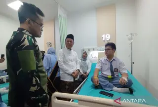 Siswa SMA 2 Kudus Diduga Keracunan MBG (Antara News)