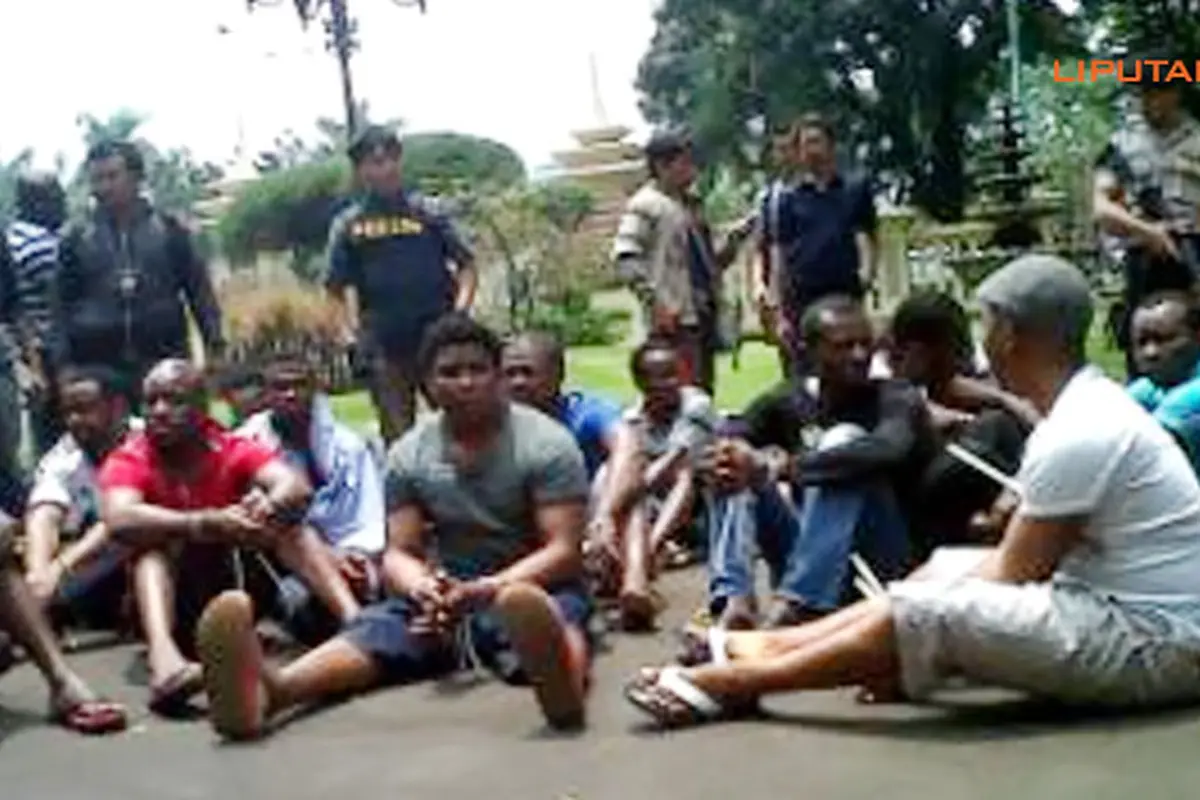 pelaku-cybercrime-131031b.jpg