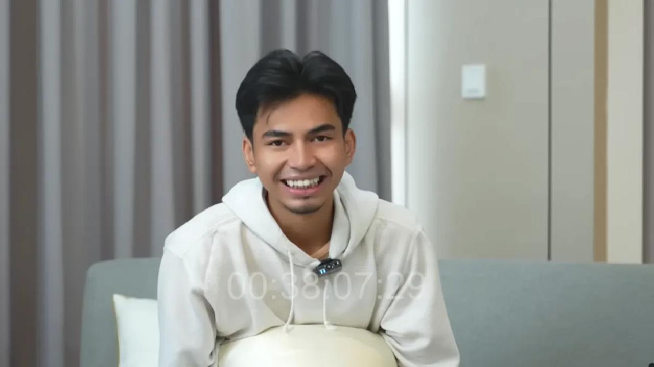 Dimas sendiri mengungkapkan soal beratnya menyandang nama 'Ahmad'.