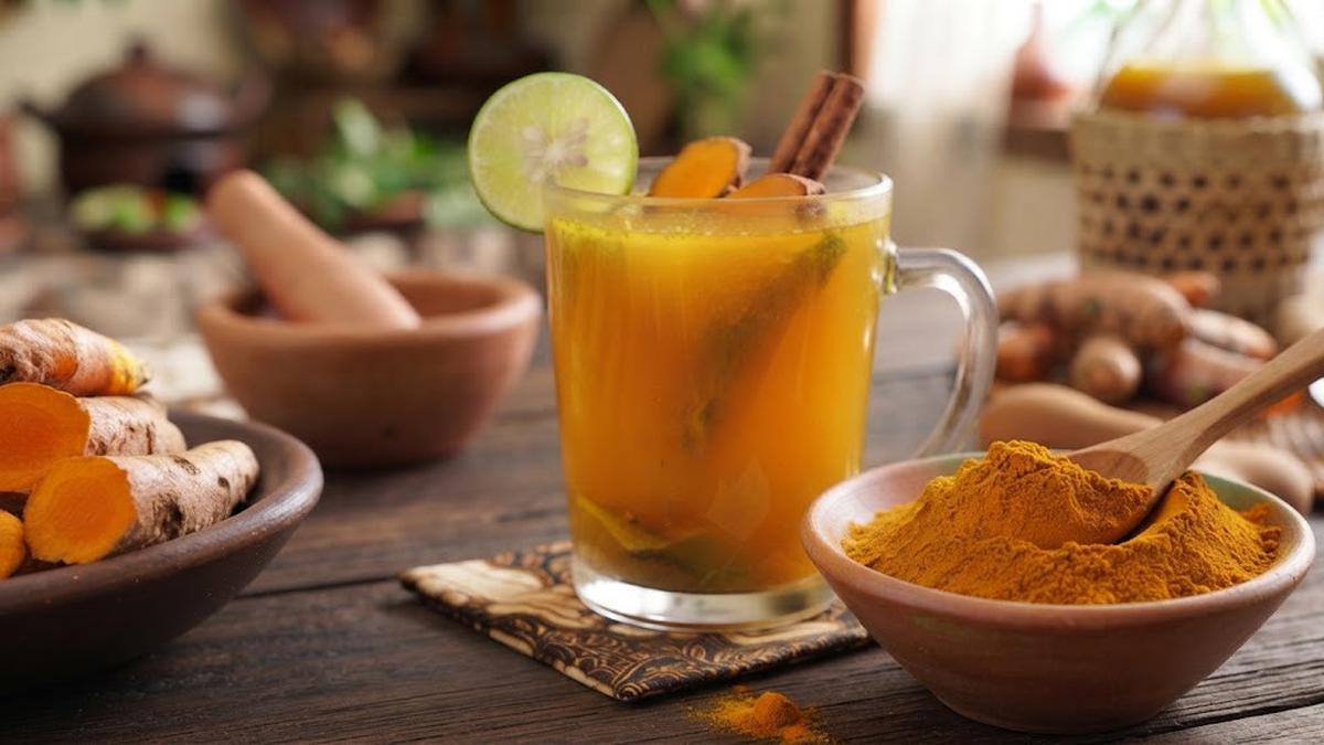 Cara Membuat Jamu Kunir Asem dengan Kunyit Bubuk, Praktis Tanpa Parut