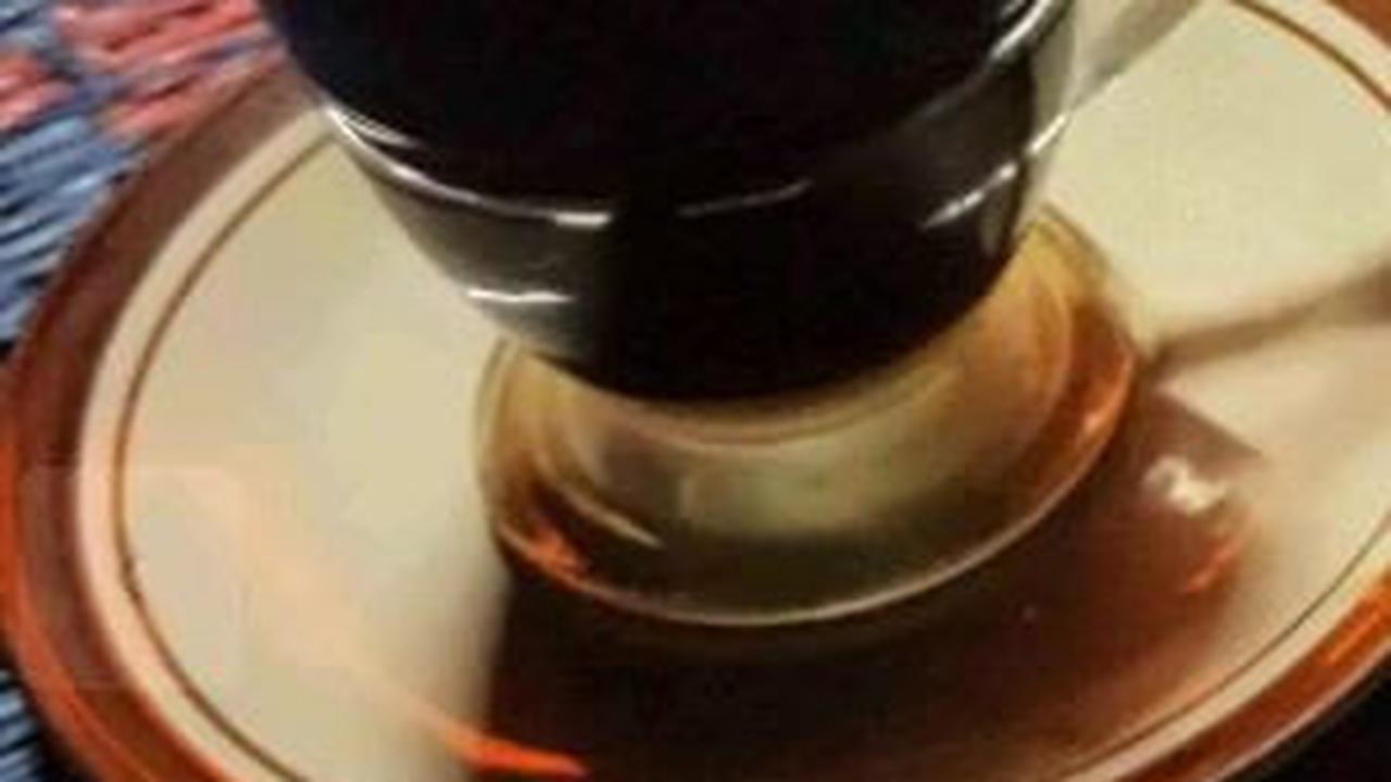 Mencicipi Kopi Tahlil Khas Pekalongan, Minuman Unik dengan Campuran Rempah