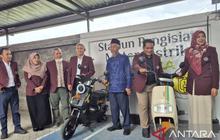 Umsura Luncurkan SPKL Tenaga Surya di Milad ke-42, Perkuat Komitmen Energi Bersih Kampus