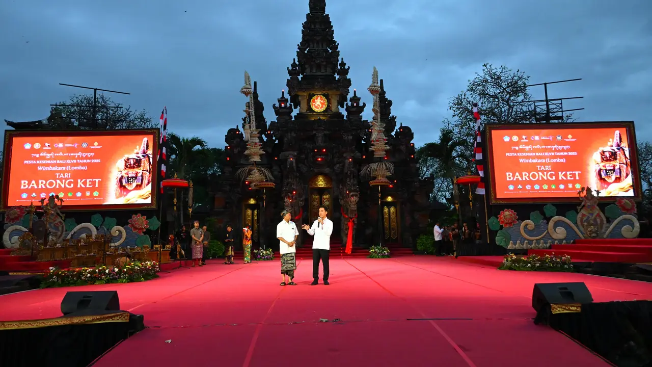Wakil Presiden (Wapres) Gibran Rakabuming Raka takjub dengan pelaku seni di Bali.