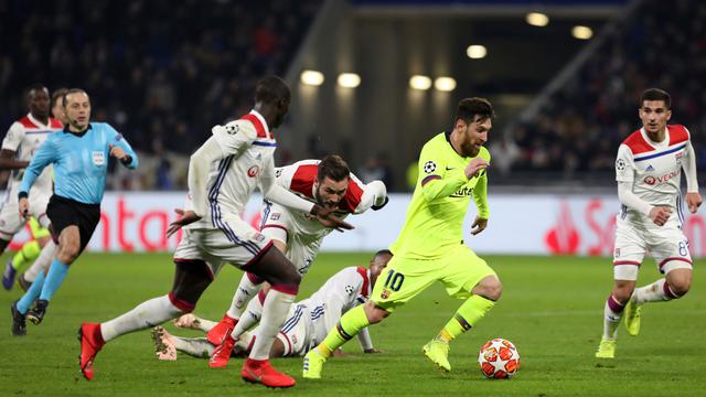 Skor Kaca Mata Akhiri Laga Barcelona Vs Lyon