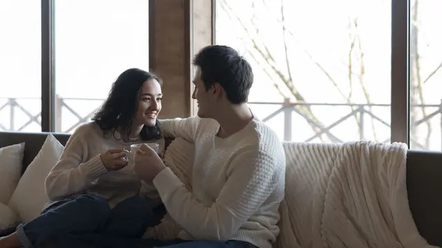 Ilustrasi komunikasi dalam hubungan