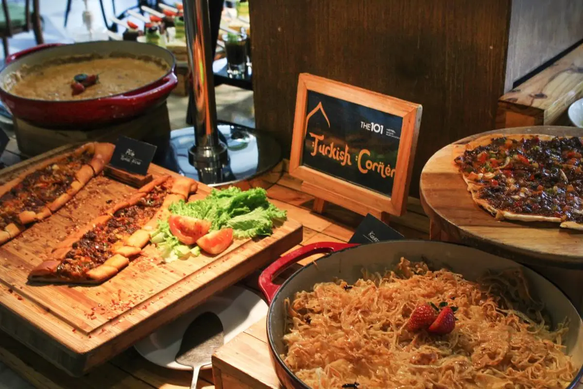 Menjajal Menu Buka Puasa Mancanegara di 101 Urban Jakarta Kelapa Gading