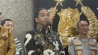 Menhut Raja Juli Sudah Kantongi Data Awal Asal Usul Kayu Gelondongan di Banjir Sumatra