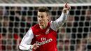 Bek Tengah - Laurent Koscielny (Arsenal), pelatih Arsenal, Arsene Wenger, kerap menyamakan bek Prancis ini dengan legenda Italia, Fabio Cannavaro, karena memiliki gaya bermain yang lugas dan cepat. (EPA/Kerim Okten) 