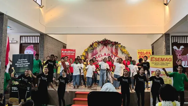 Sido Muncul Donasi Rp 200 Juta ke Yayasan Sinar Pelangi