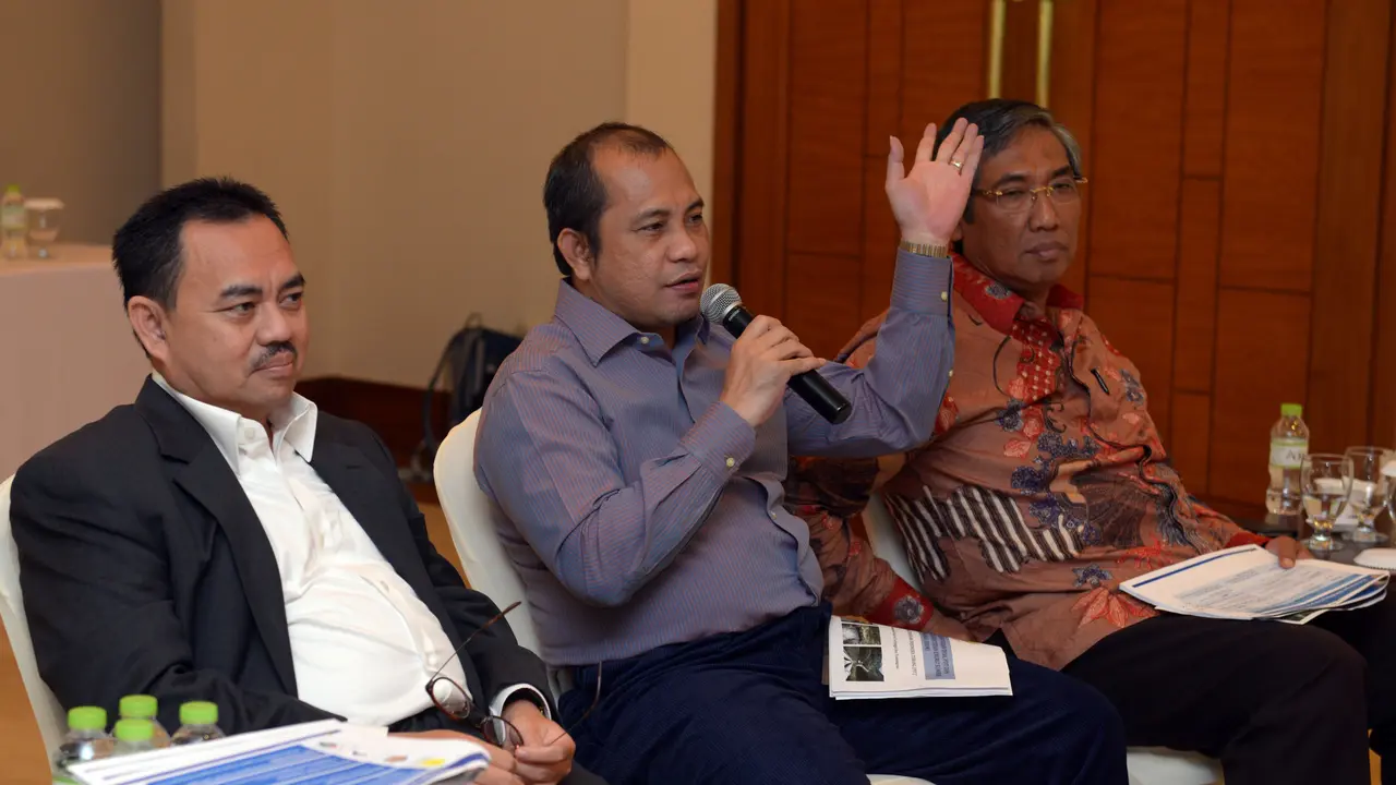 Mendes Marwan: 2,7 Juta KK di Desa Belum Teraliri Listrik