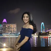 Sejak lama, paras cantik Naysila Mirdad tak pernah sirna. Apalagi senyumannya yang semringah dan rambut indah menawan yang menjadi ciri khas tersendiri bagi penampilan wanita yang akrab disapa Nay ini. (Instagram/naymirdad)