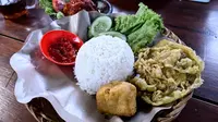 Keluarga Berpenghasilan Rendah Kurang Konsumsi Protein Hewani tapi Tinggi Makanan Bertepung, Apa Dampaknya?