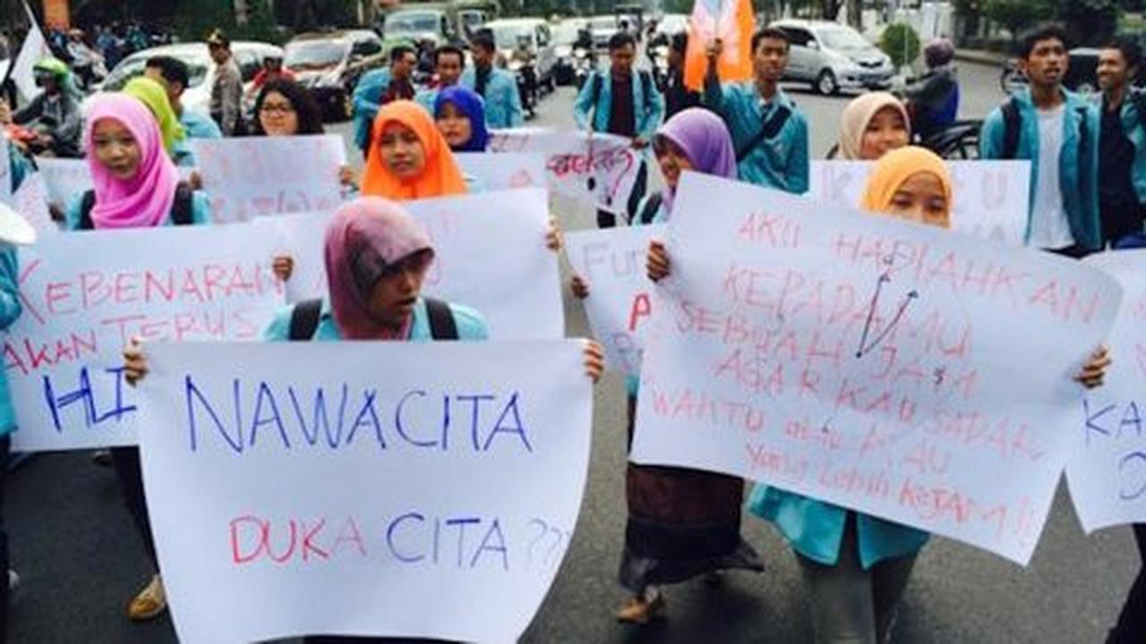 Mahasiswa UNS sebut kepemimpinan Jokowi-JK setahun ini gagal