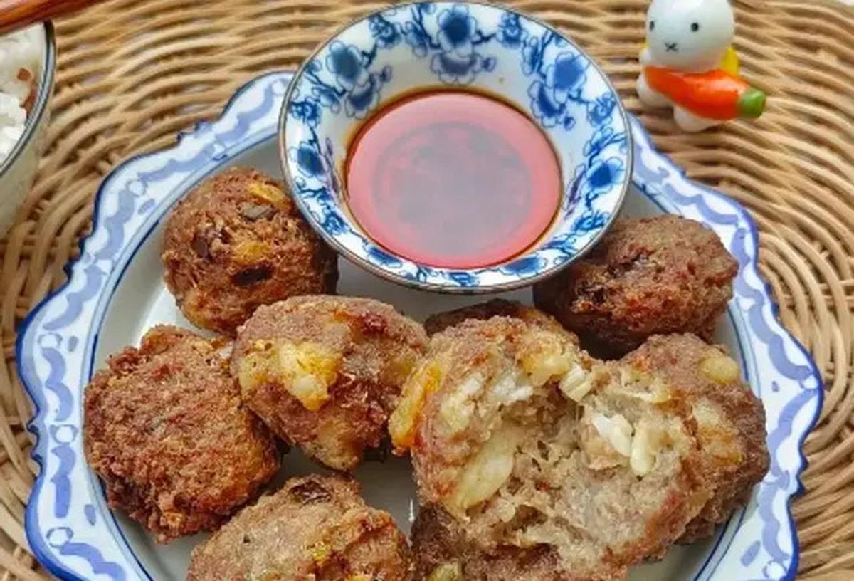 3 Resep Praktis Bakso Ayam Udang, Berkuah hingga Goreng untuk Menu Akhir Pekan