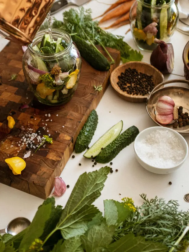 2. Rendam Terong dalam Air Garam