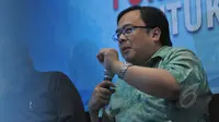 Menteri Keuangan Bambang Brodjonegoro saat menjadi pembicara dalam diskusi ekonomi politik di Jakarta, Minggu (24/5/2015). Diskusi tersebut mengangkat tema Menagih Janji Kesejahteraan Daerah. (Liputan6.com/Herman Zakharia)