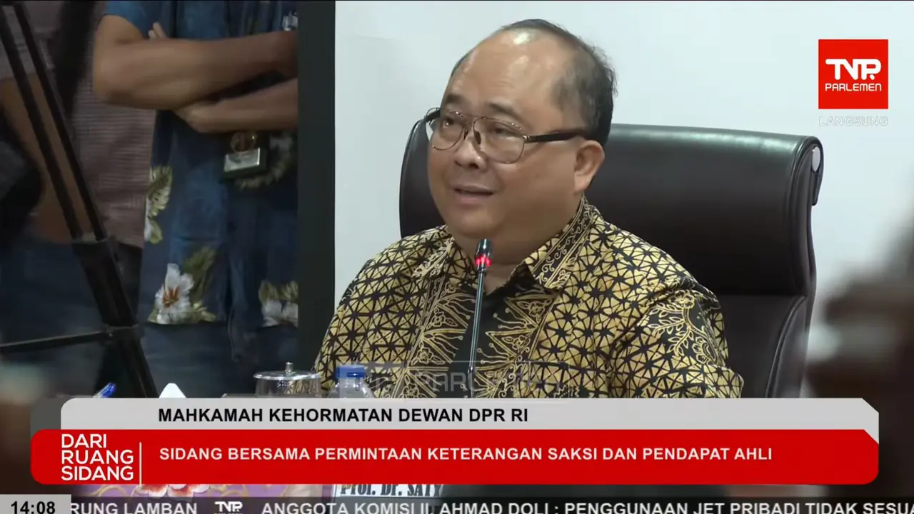 Pakar Hukum Tata Negara Satya Arinanto (Istimewa)