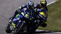 Valentino Rossi dan Sete Gibernau. (Fox)