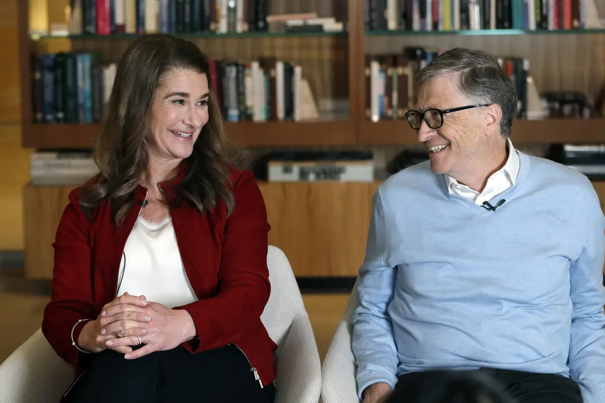 Bill Gates dan Melinda pada 2019. (AP Photo/Elaine Thompson, File)