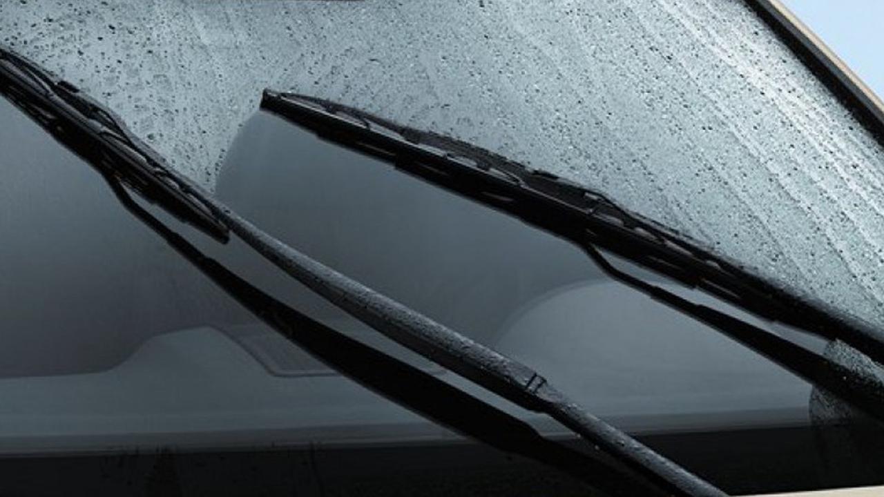 Rekomendasi Air Wiper Mobil Terbaik untuk Meningkatkan Visibilitas Secara Optimal