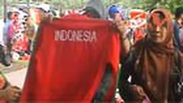 Kaos Timnas Jadi Barang Langka di Medan