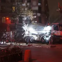 Wow! Lampu disko ini dibuat dari truk molen, lho! (Via: boredpanda.com)