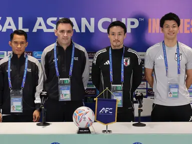Timnas Futsal Indonesia akan melakoni laga sengit melawan Jepang pada babak Semifinal Piala Asia 2026, Kamis (05/02/2026) nanti. Pertandingan tersebut nantinya akan berlangsung di Indonesia Arena, Senayan, Jakarta, Pukul 19:00 WIB. (Bola.com/Abdul Aziz)