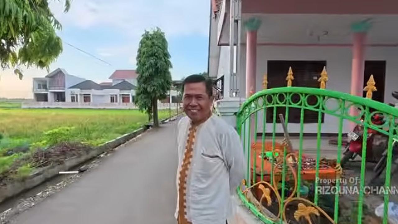 Potret Rumah Mewah dan Megah Para Bos Warteg, Penghasilannya Tiap Bulan Fantastis Bikin Geleng-geleng Kepala