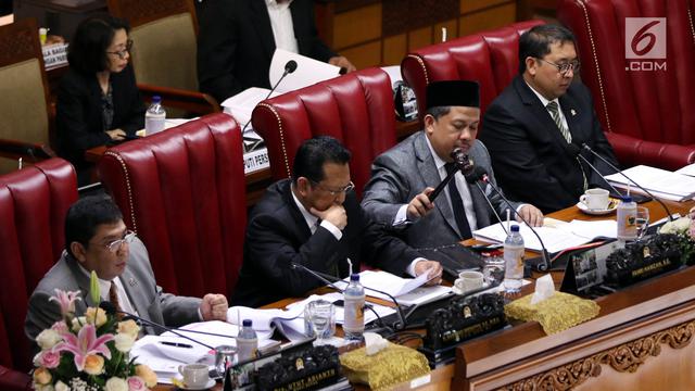 DPR Sahkan Revisi UU KPK