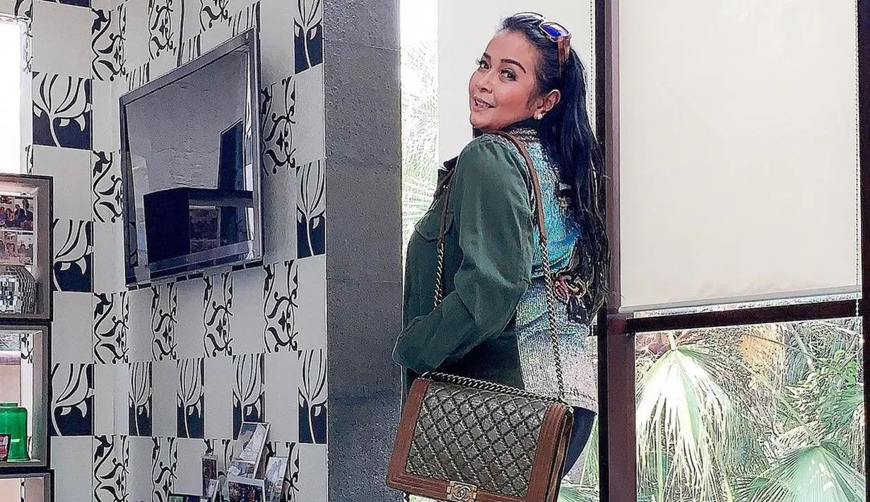 Jennifer Jill (Instagram/jennifer_ipel)