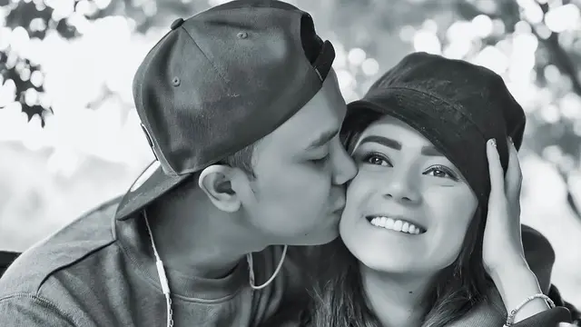 [Fimela] Thalita Latief dan Dennis Rizky