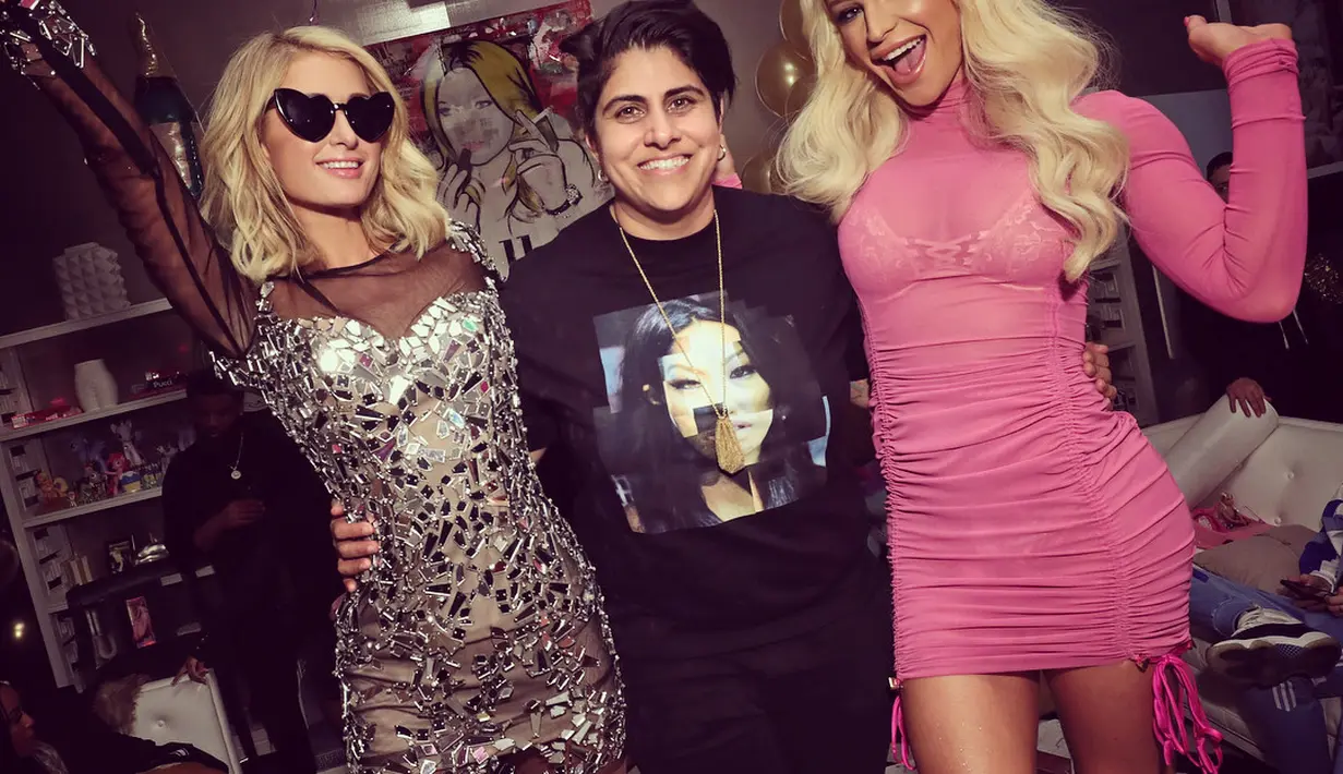 Dilansir dari E! News Paris Hilton pun mengungkapkan kebahagiaannya saat sosial media belum hadir seperti saat ini. (instagram/parishilton)