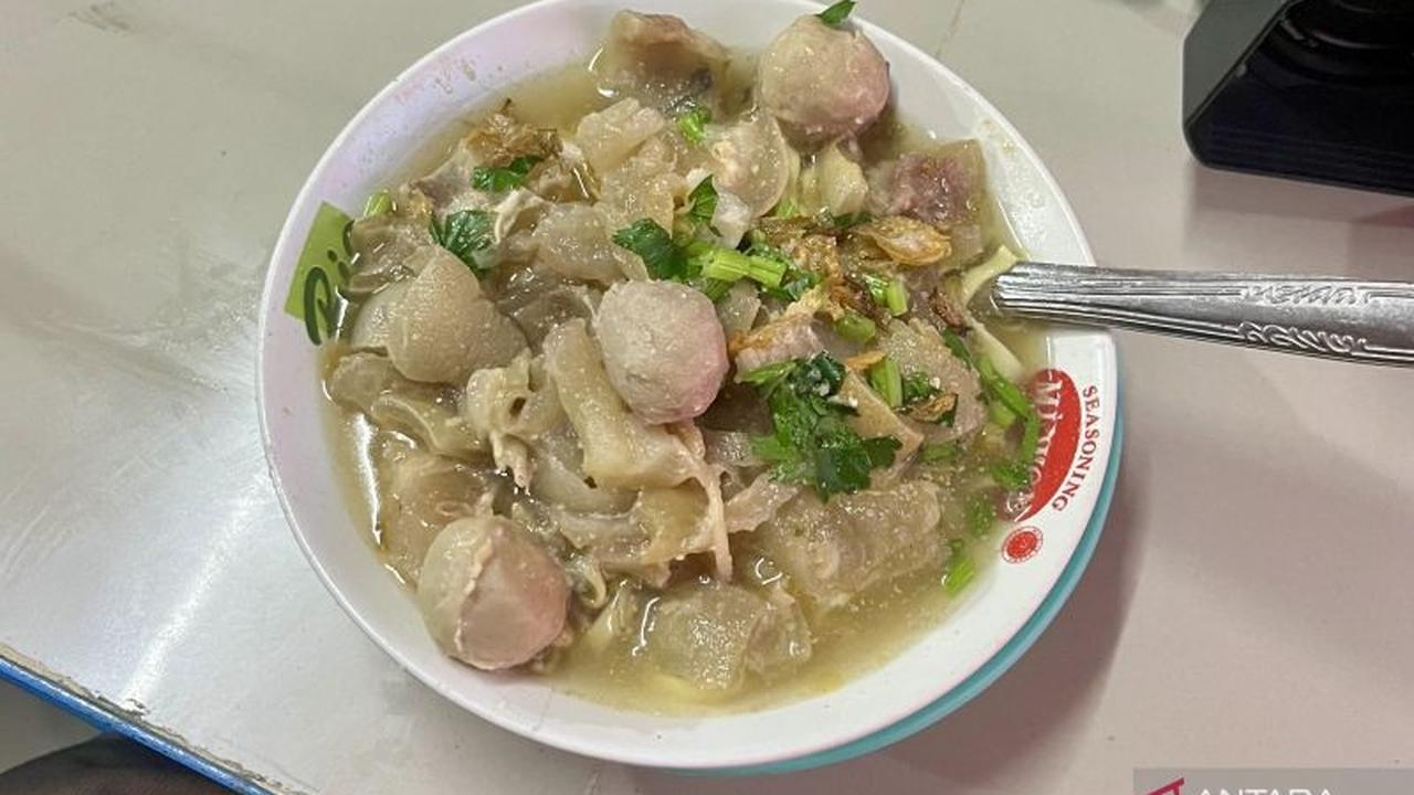 Mie Kocok Mang Nanang: Kuliner Legendaris Bandung yang Wajib Dicicipi Pemudik