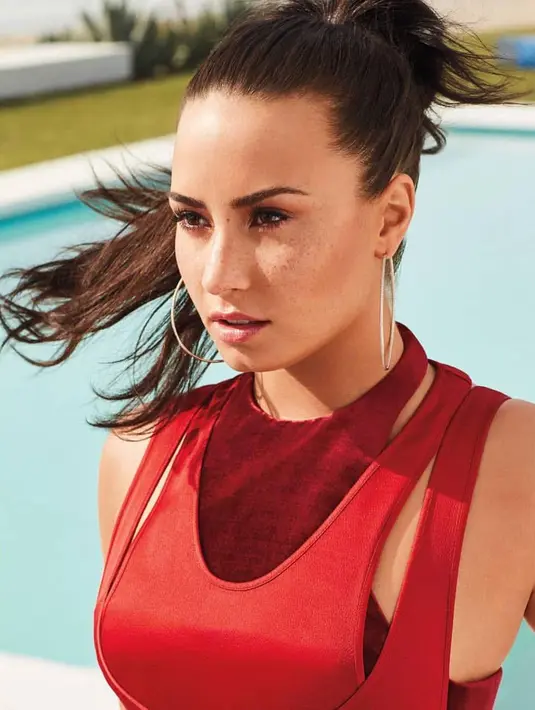 Dilansir dari Cosmopolitan, Demi Lovato sendiri sudah enam tahun tidak mabuk. (instagram/ddlovato)