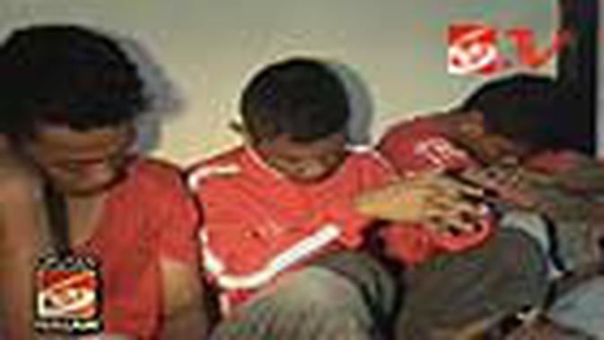 Pendukung PSM Makassar  Aniaya Penjual  Bunga  Video 
