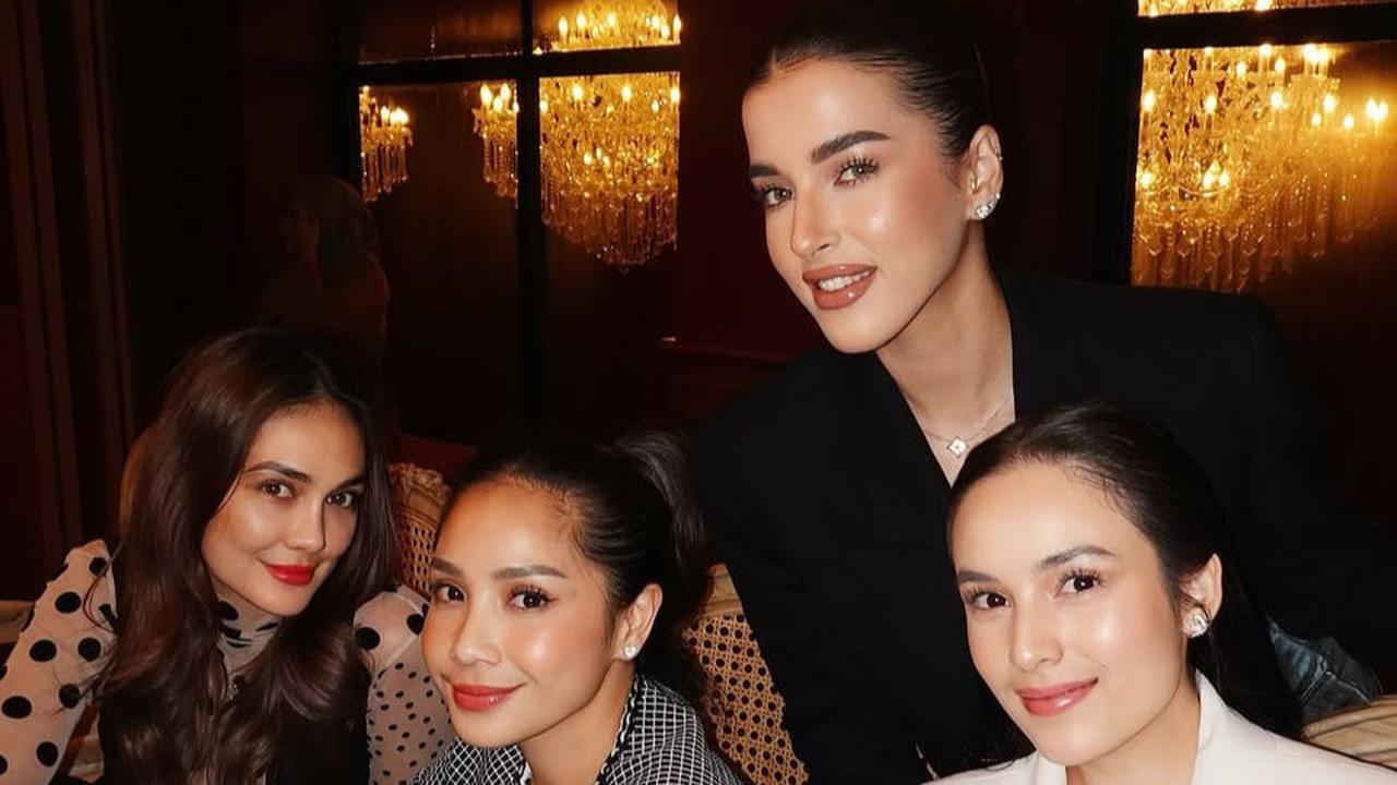 Dari Luna Maya hingga Nagita Slavina, 7 Potret Tasya Farasya Memesona Berkumpul dengan Beauty Owner