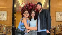 5 Potret Chloe Anak Melaney Ricardo dan Tyson Lynch yang Kini Beranjak Remaja, Cantik Penuh Pesona