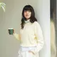 Look Mawar Eva de Jongh. (Foto/Dok: UNIQLO Indonesia)