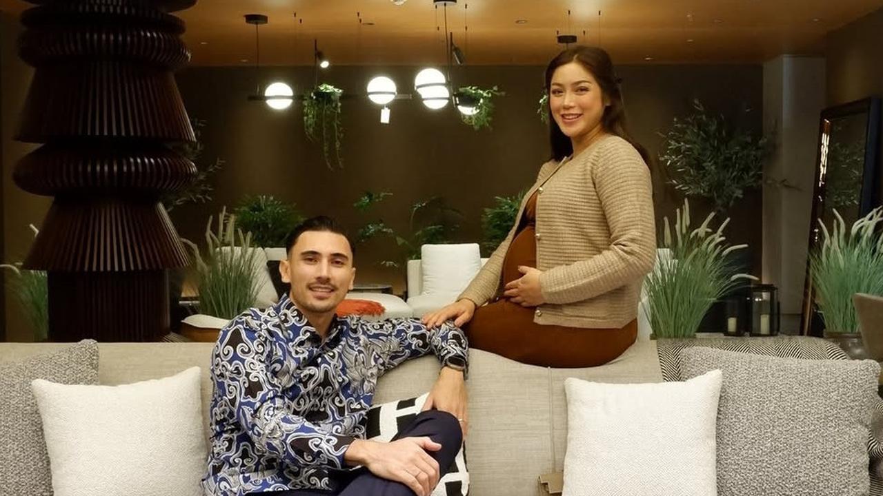 Pasutri Sweet, 6 Potret Couple Goals Vincent Verhaag dan Jessica Iskandar yang Selalu Romantis