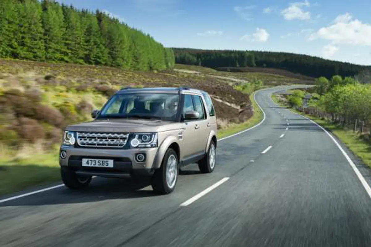 Land Rover Discovery 2015 Tampil Lebih Gagah